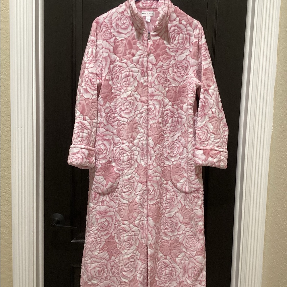 Miss Elaine Pink and White Floral Robe Floor Length
